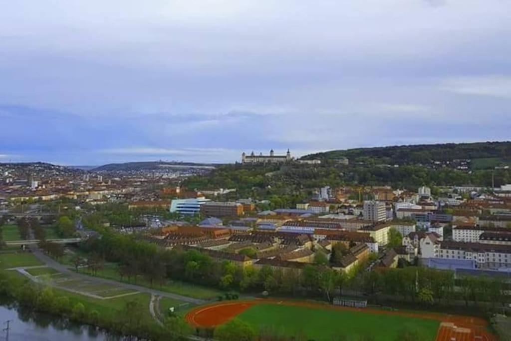 Willkommen In Wuerzburg اهلا بكم فى Willcome Dış mekan fotoğraf